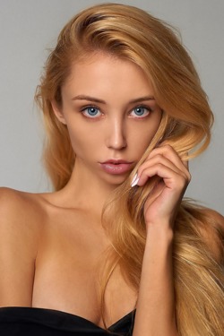 Ksenia Samoilenko Slim Blonde Russian Babe