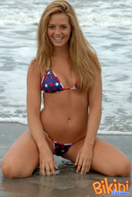 Hot Bikini Dream 02