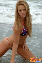 Hot Bikini Dream 04
