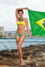Raica Oliveira Posing On The Beach 14