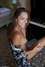 Dominika Nude Piano Lesson 07