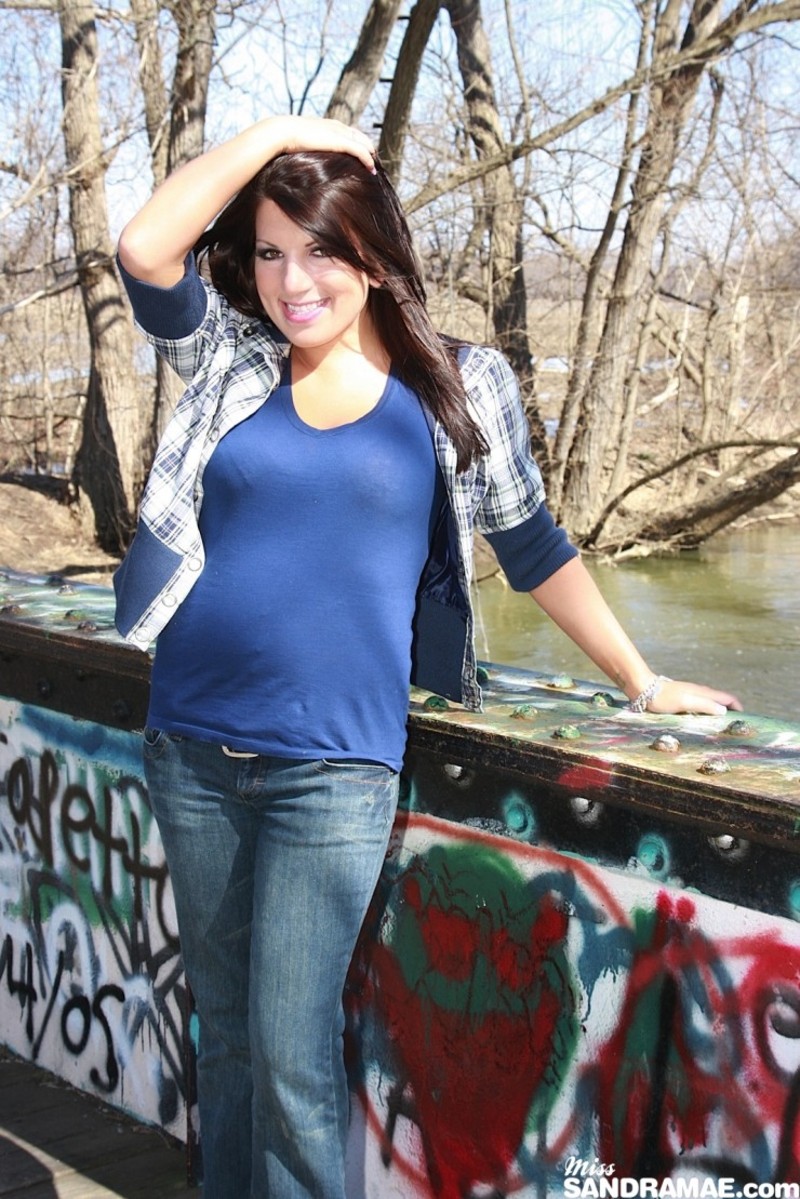 Teasing Outside 00