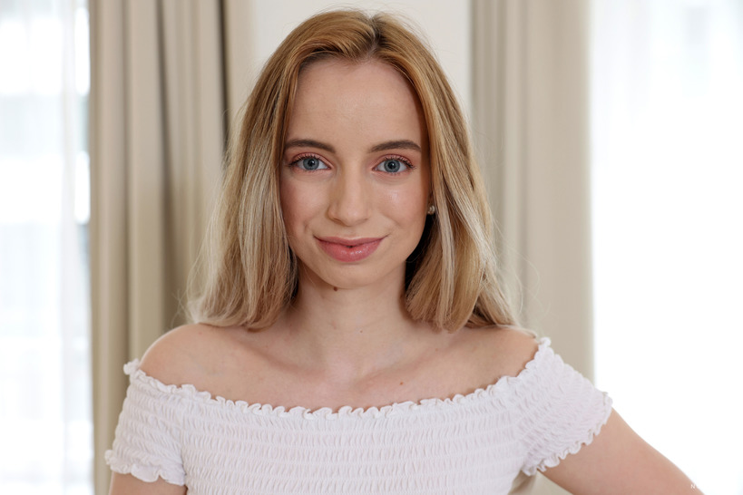 Lily Steele 05
