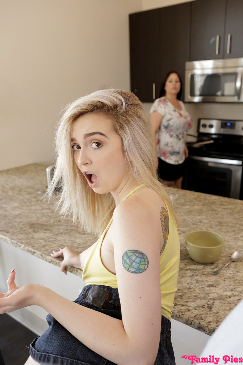 Family Breakfast 19